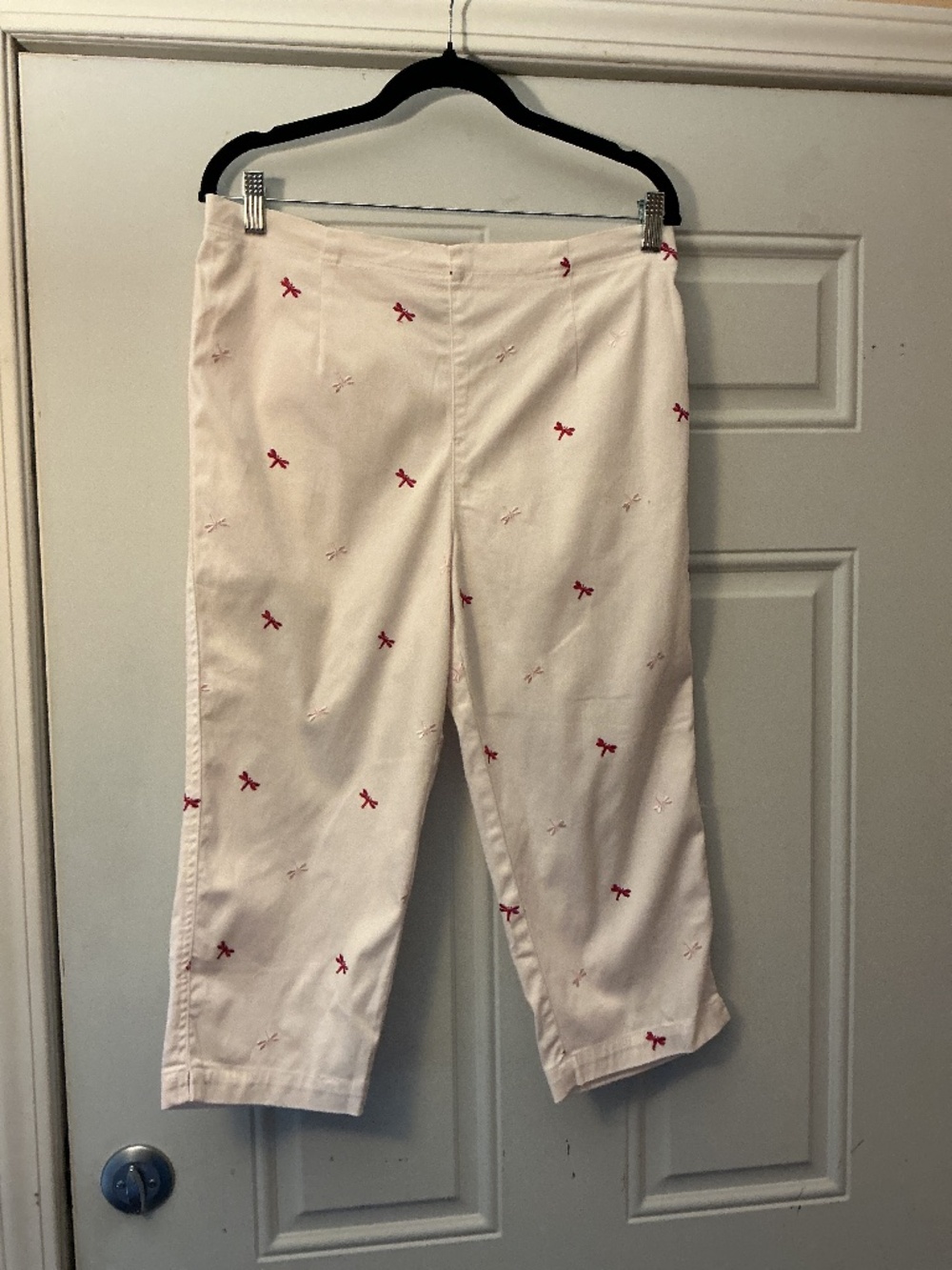 Women’s White Stag Dragonflies Capris Capri Cropped Pants size 10